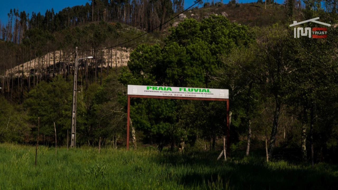 Moradia T5 para Venda em Castro Daire Foto 3