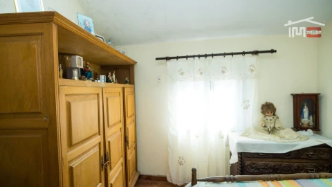 Moradia T5 para Venda em Castro Daire