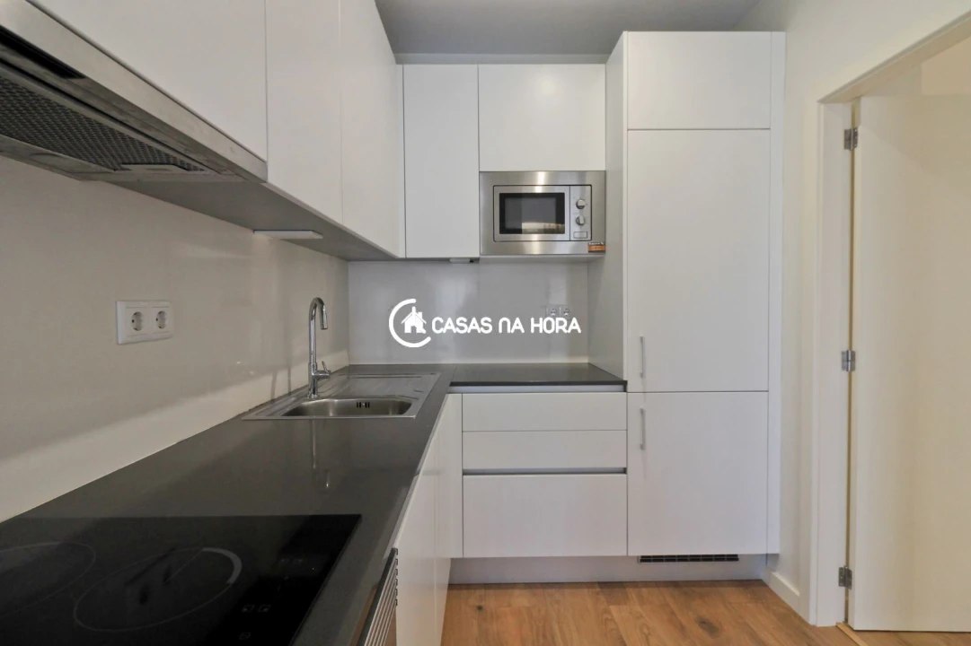 Apartamento T3 para Arrendamento em Cedofeita, Santo Ildefonso, Sé, Miragaia, São Nicolau e Vitória Foto 2