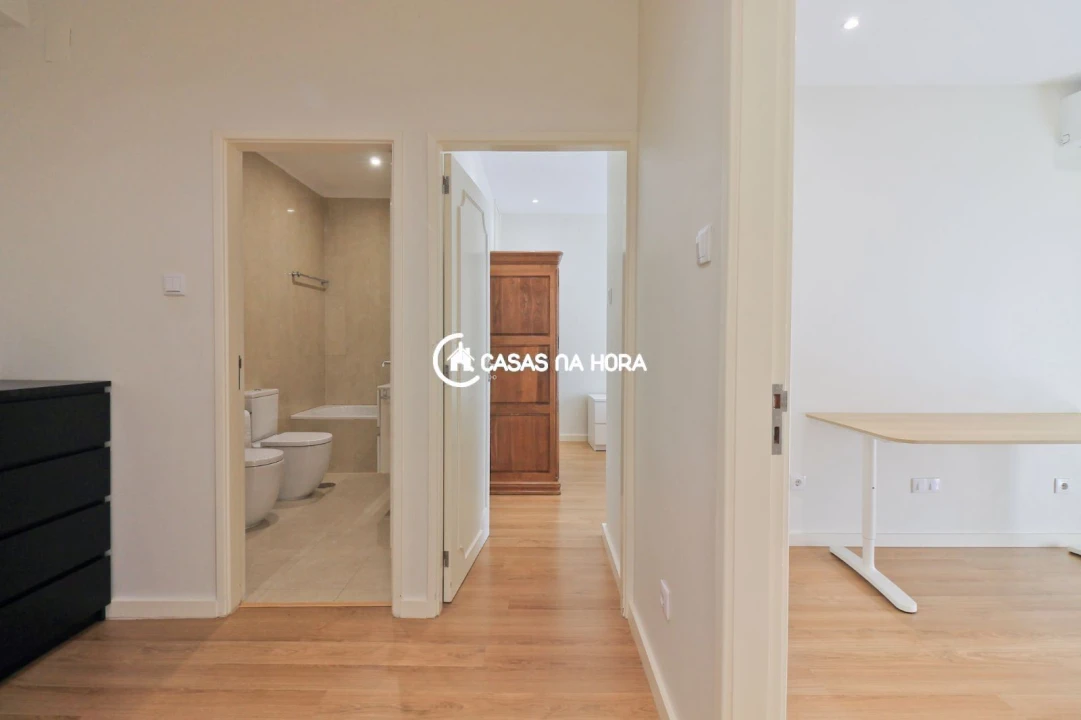 Apartamento T3 para Arrendamento em Cedofeita, Santo Ildefonso, Sé, Miragaia, São Nicolau e Vitória Foto 23