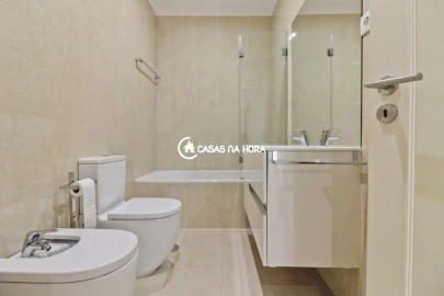 Apartamento T3 para Arrendamento em Cedofeita, Santo Ildefonso, Sé, Miragaia, São Nicolau e Vitória