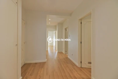 Apartamento T3 para Arrendamento em Cedofeita, Santo Ildefonso, Sé, Miragaia, São Nicolau e Vitória