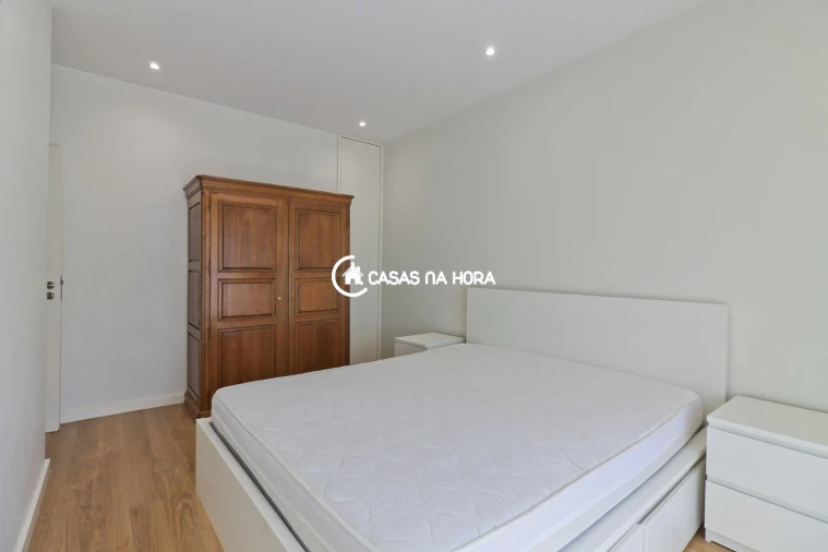Apartamento T3 para Arrendamento em Cedofeita, Santo Ildefonso, Sé, Miragaia, São Nicolau e Vitória Foto 8