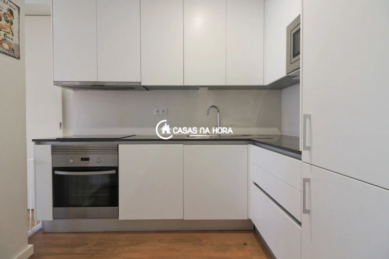 Apartamento T3 para Arrendamento em Cedofeita, Santo Ildefonso, Sé, Miragaia, São Nicolau e Vitória Foto 11