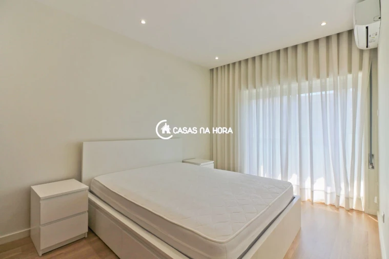 Apartamento T3 para Arrendamento em Cedofeita, Santo Ildefonso, Sé, Miragaia, São Nicolau e Vitória Foto 15