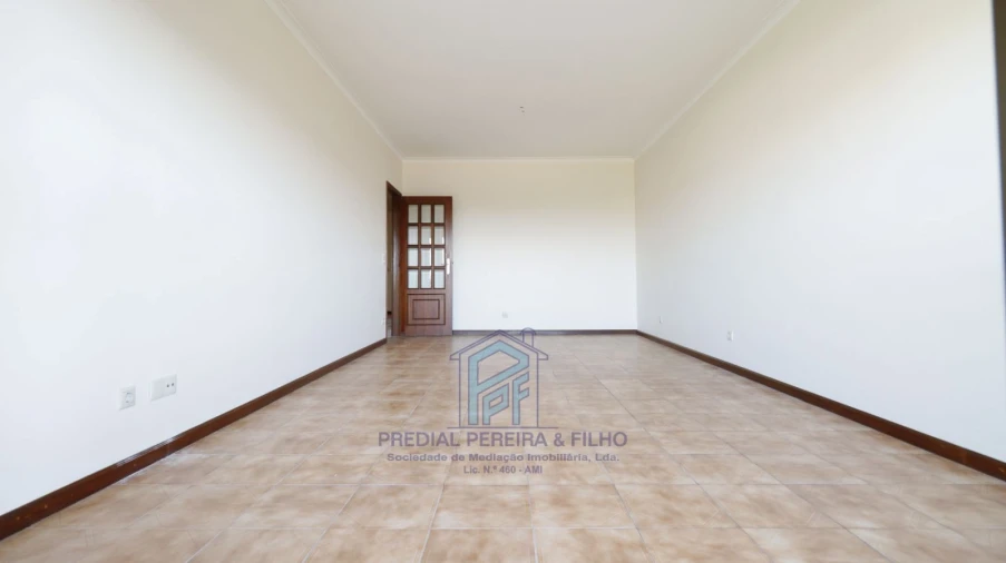 Apartamento T3 para Arrendamento em Fânzeres e São Pedro da Cova Foto 4