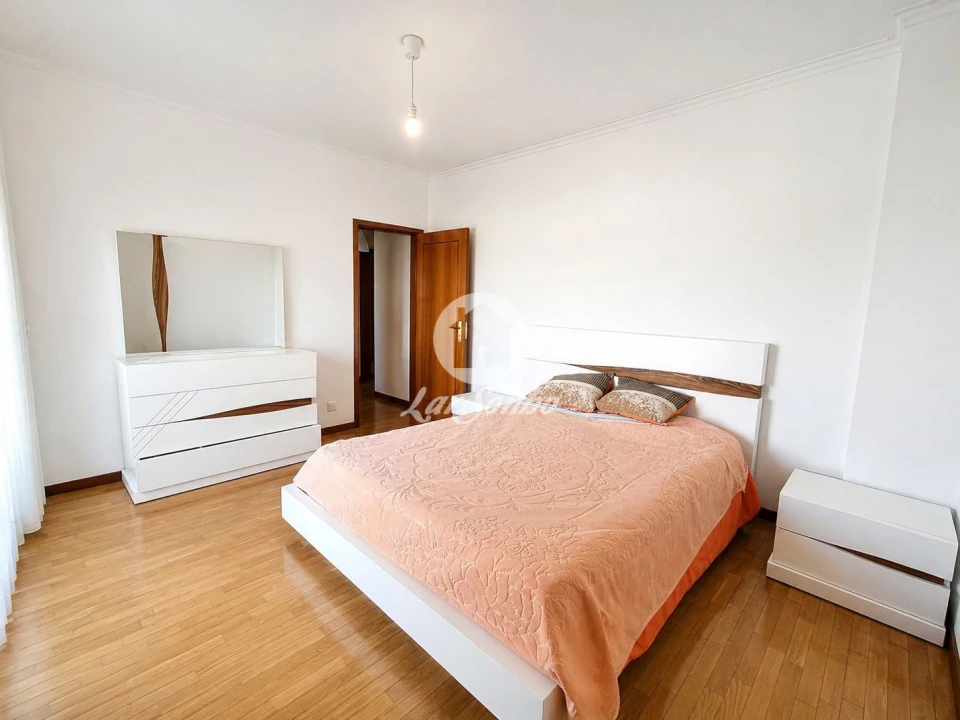 Apartamento T2 para Venda em Barcelos, V.Boa, V.Frescainha Foto 9