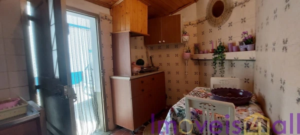 Moradia T2 para Venda em Aldeia dos Fernandes
