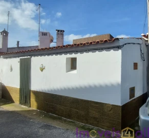 Moradia T2 para Venda em Aldeia dos Fernandes