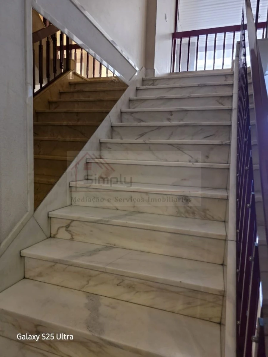 Apartamento T3 para Venda em São Domingos de Benfica Foto 37