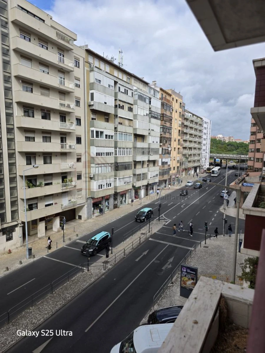 Apartamento T3 para Venda em São Domingos de Benfica Foto 36