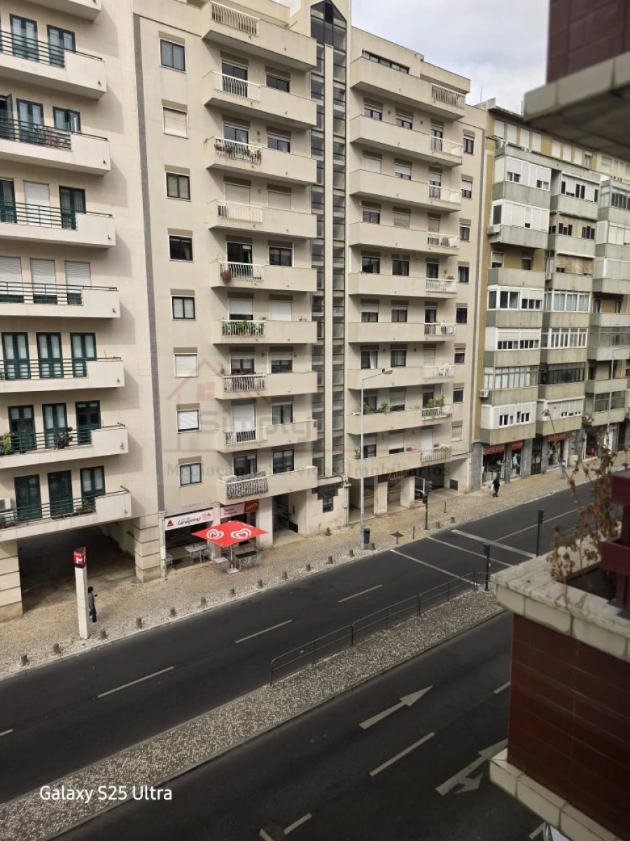 Apartamento T3 para Venda em São Domingos de Benfica Foto 28