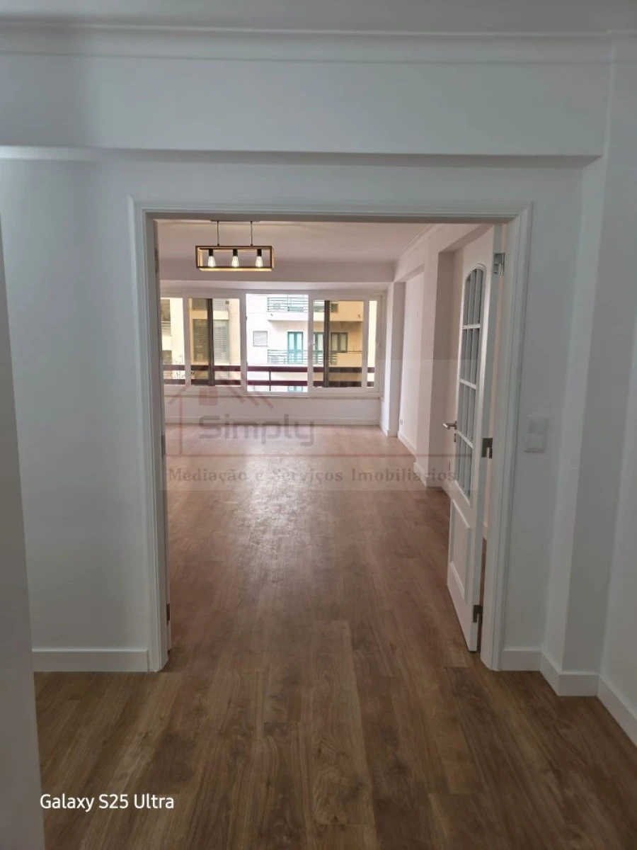 Apartamento T3 para Venda em São Domingos de Benfica Foto 30
