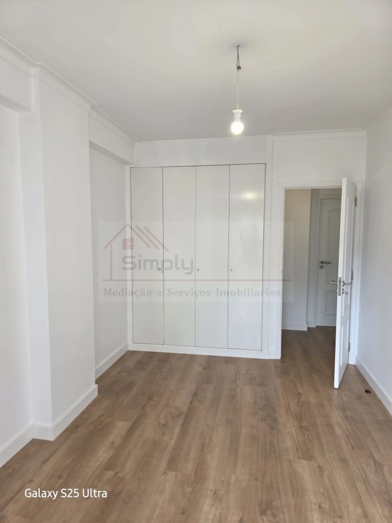 Apartamento T3 para Venda em São Domingos de Benfica Foto 19