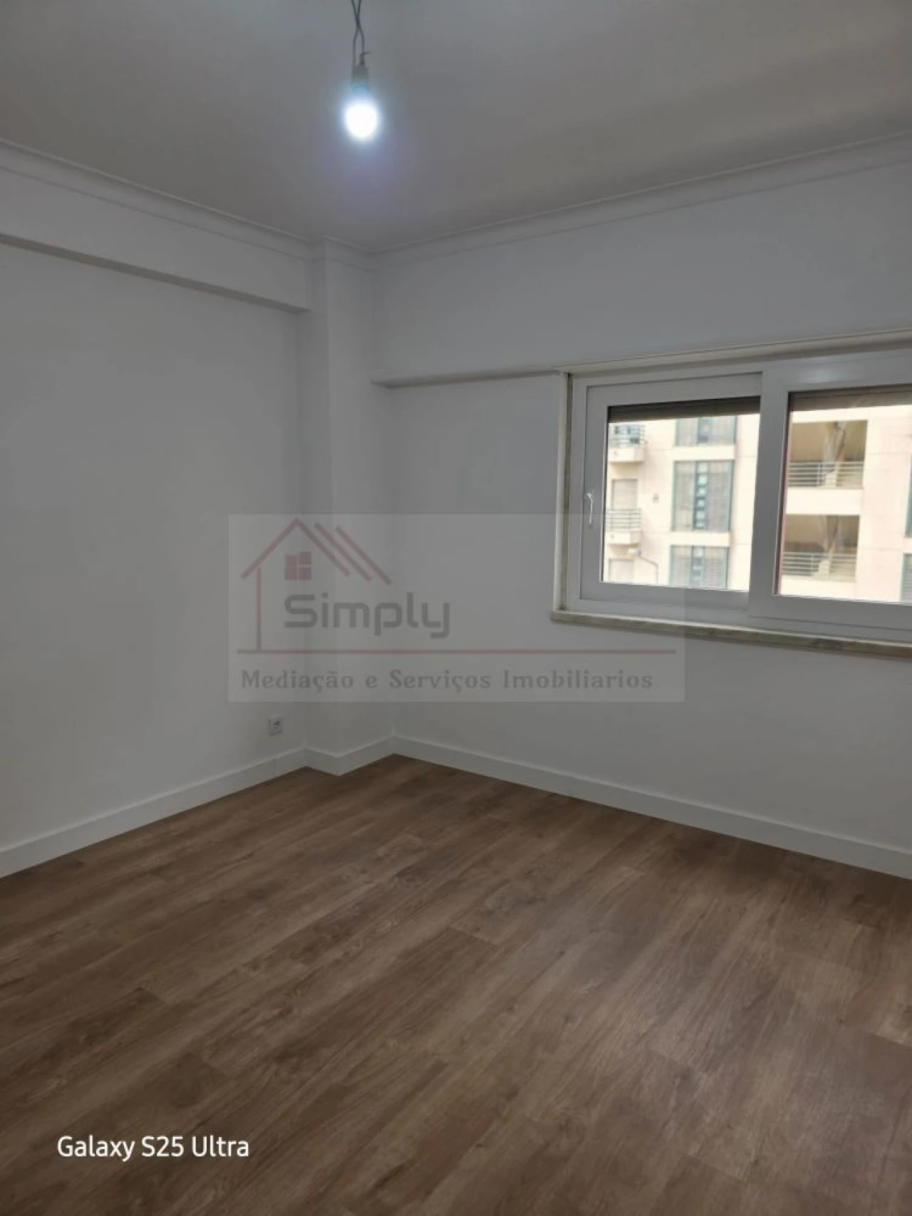 Apartamento T3 para Venda em São Domingos de Benfica Foto 24