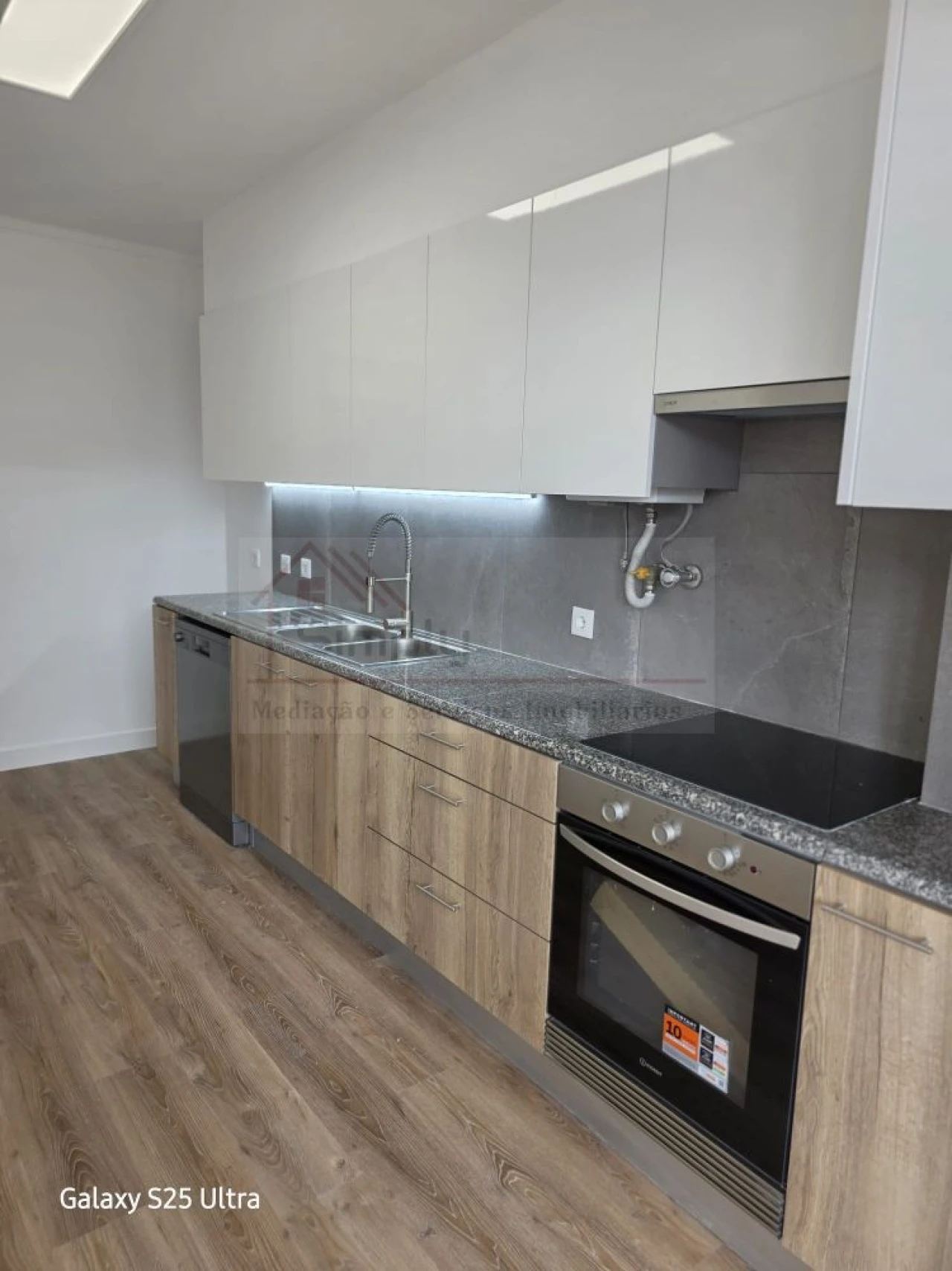 Apartamento T3 para Venda em São Domingos de Benfica Foto 8