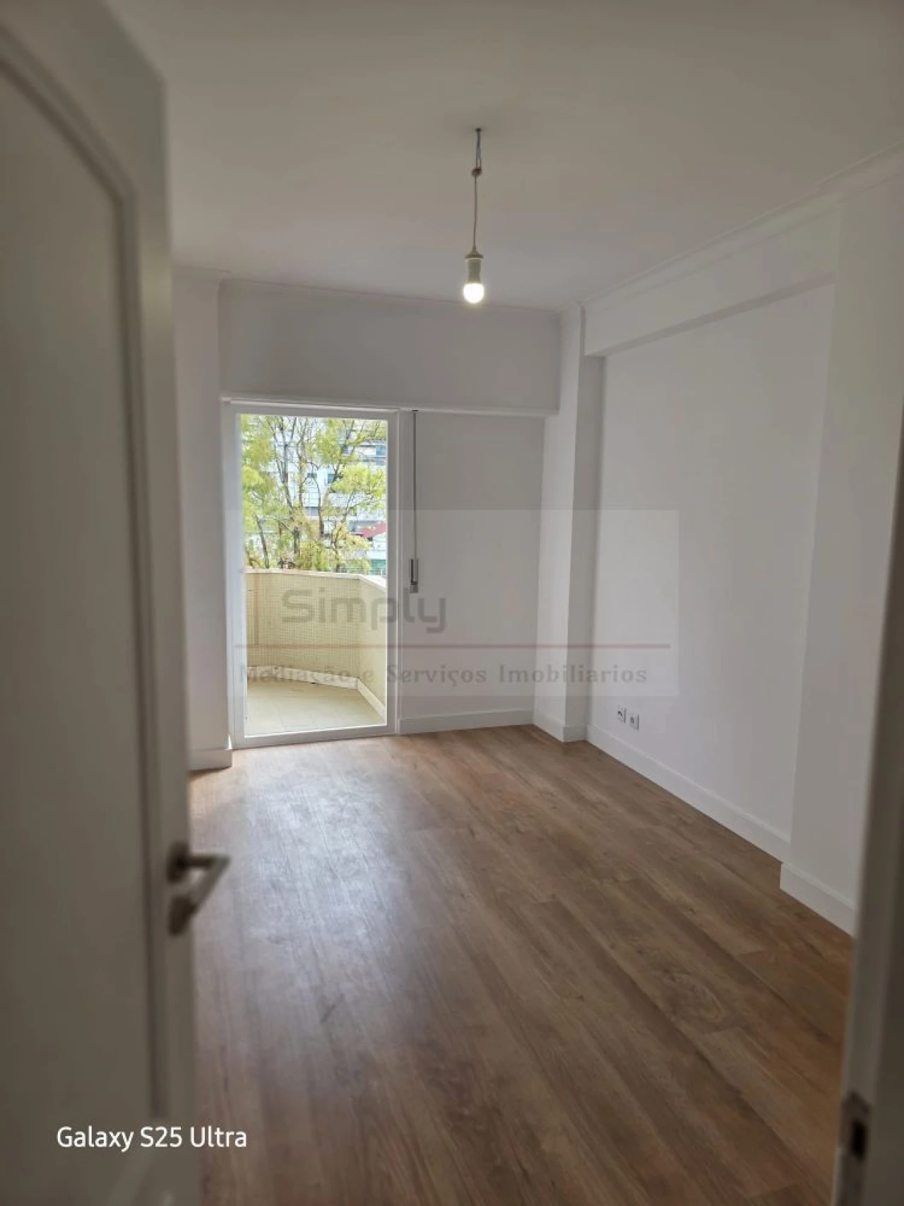 Apartamento T3 para Venda em São Domingos de Benfica Foto 16