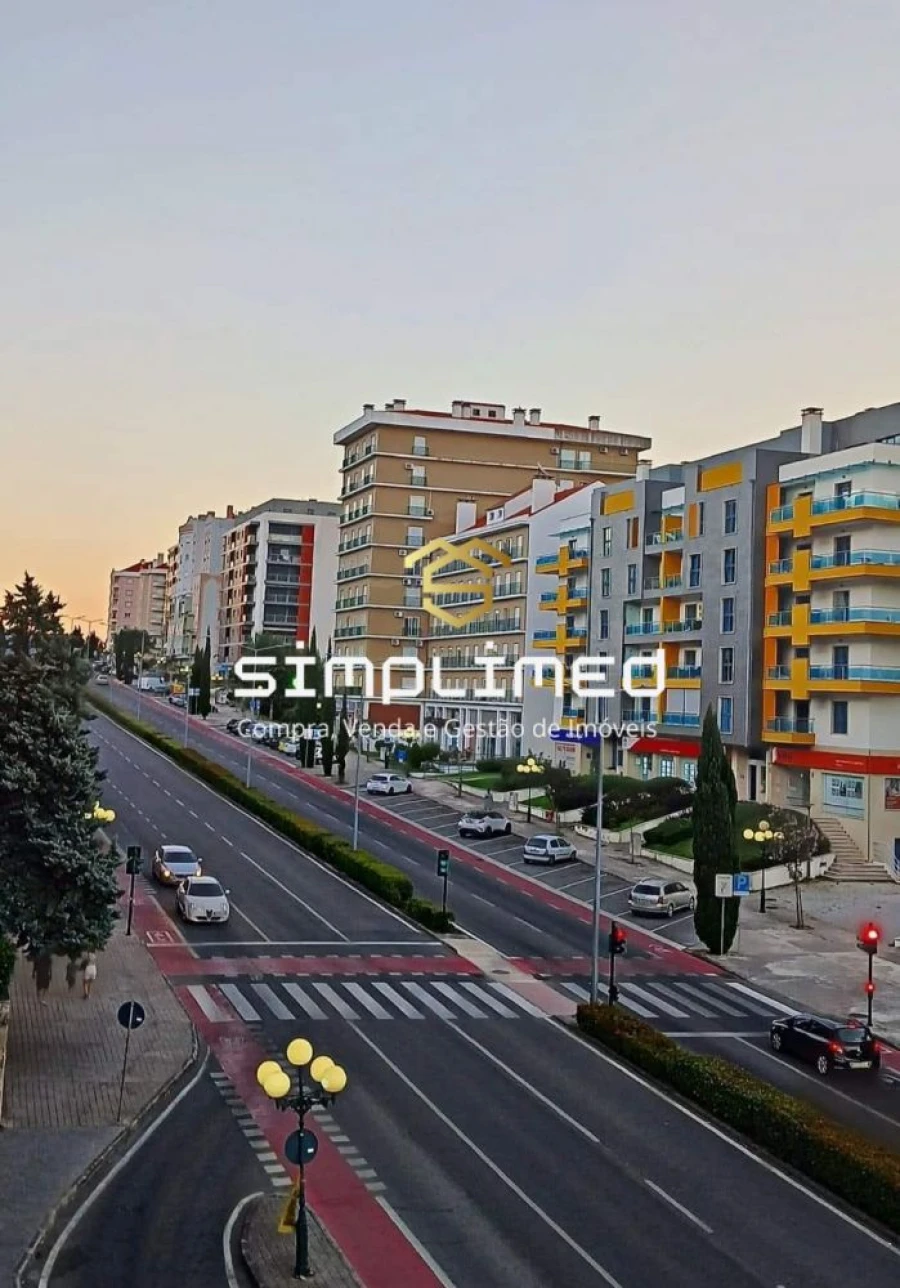 Apartamento T2 para Venda em Covilhã e Canhoso Foto 4
