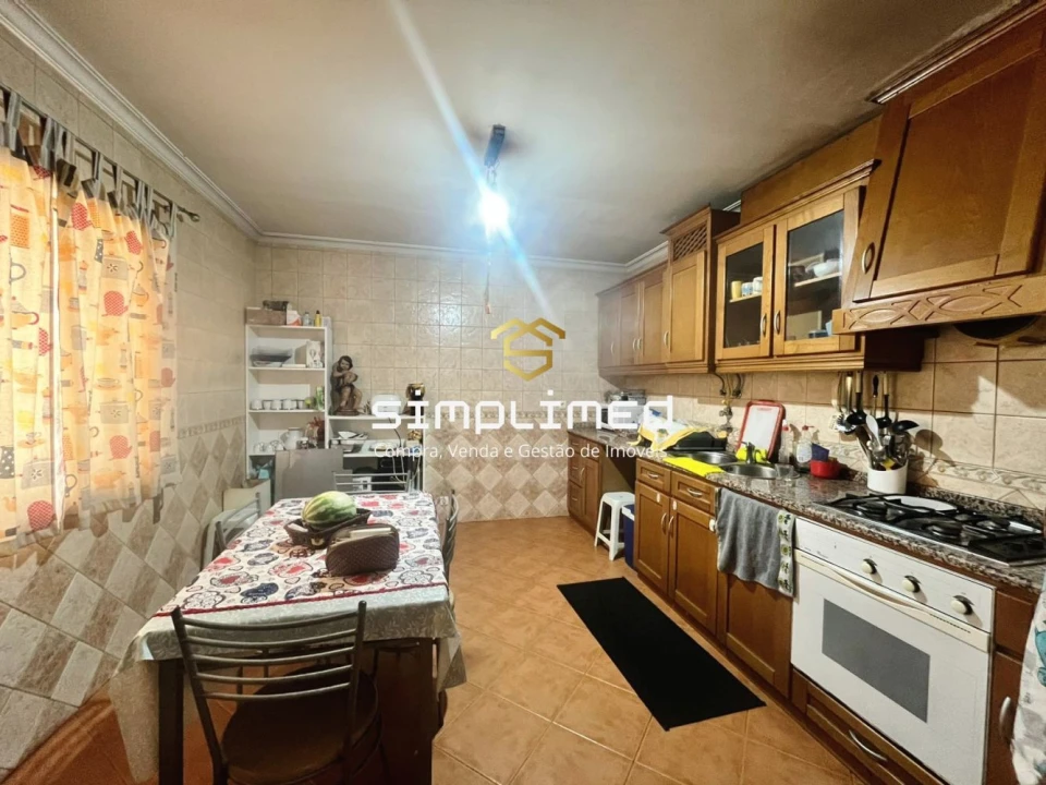 Apartamento T3 para Venda em Covilhã e Canhoso Foto 6
