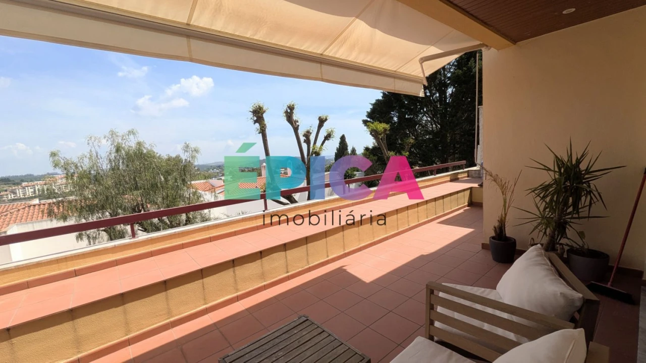 Apartamento T3 para Venda em Queluz e Belas Foto 4