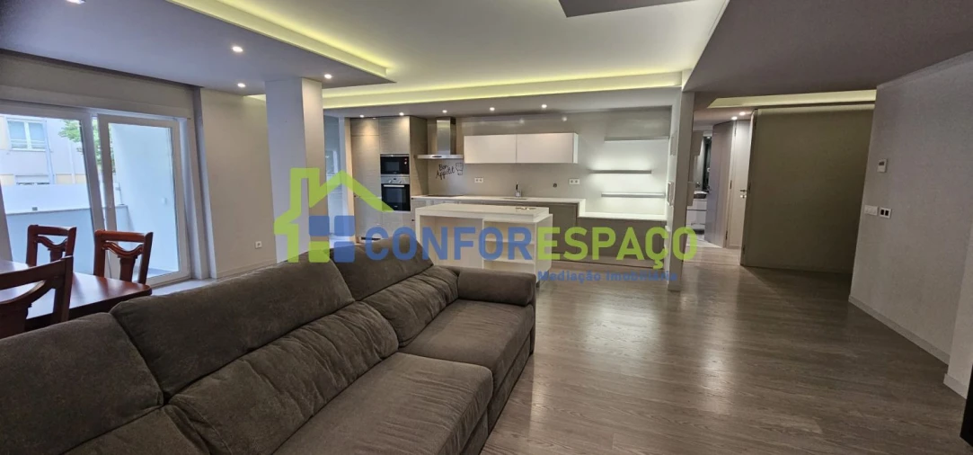 Apartamento T3 para Arrendamento em Castelo Branco Foto 2