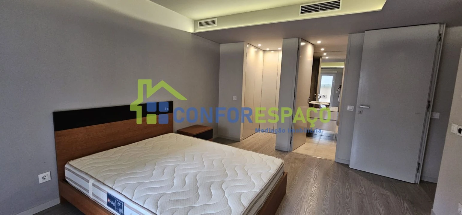 Apartamento T3 para Arrendamento em Castelo Branco Foto 14
