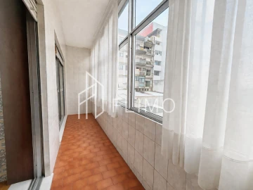 Apartamento T2 para Venda em São João da Madeira