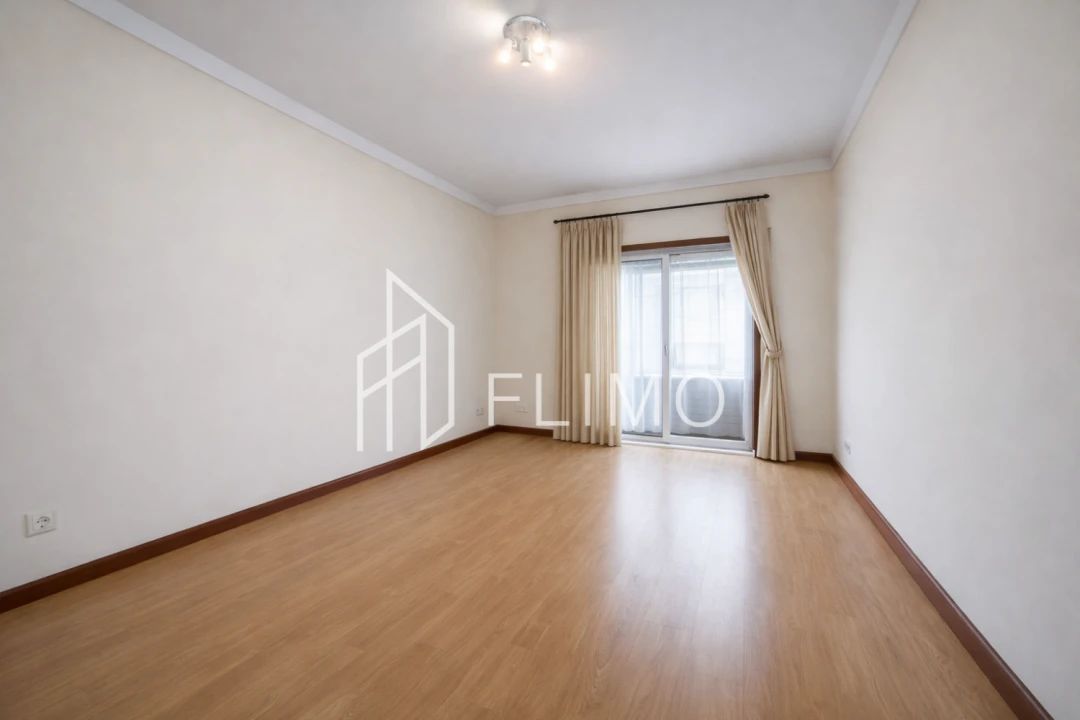 Apartamento T2 para Venda em São João da Madeira Foto 10