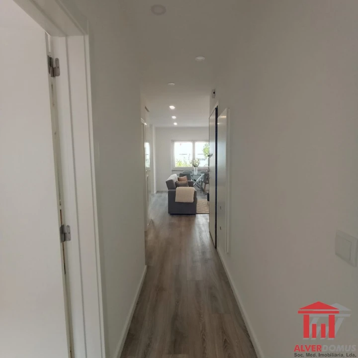 Apartamento T3 para Venda em Penha de França Foto 11