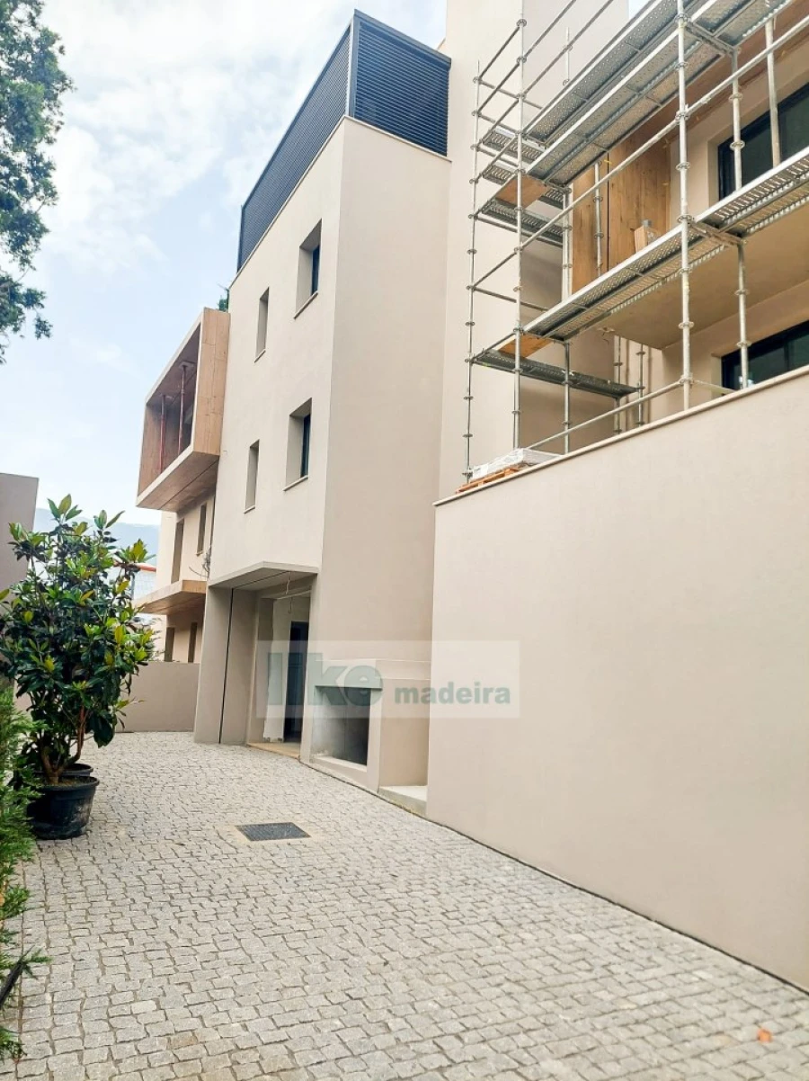 Apartamento T3 para Venda em São Martinho Foto 13