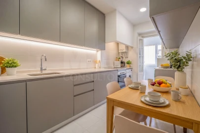 Apartamento T1 para Venda em Beato