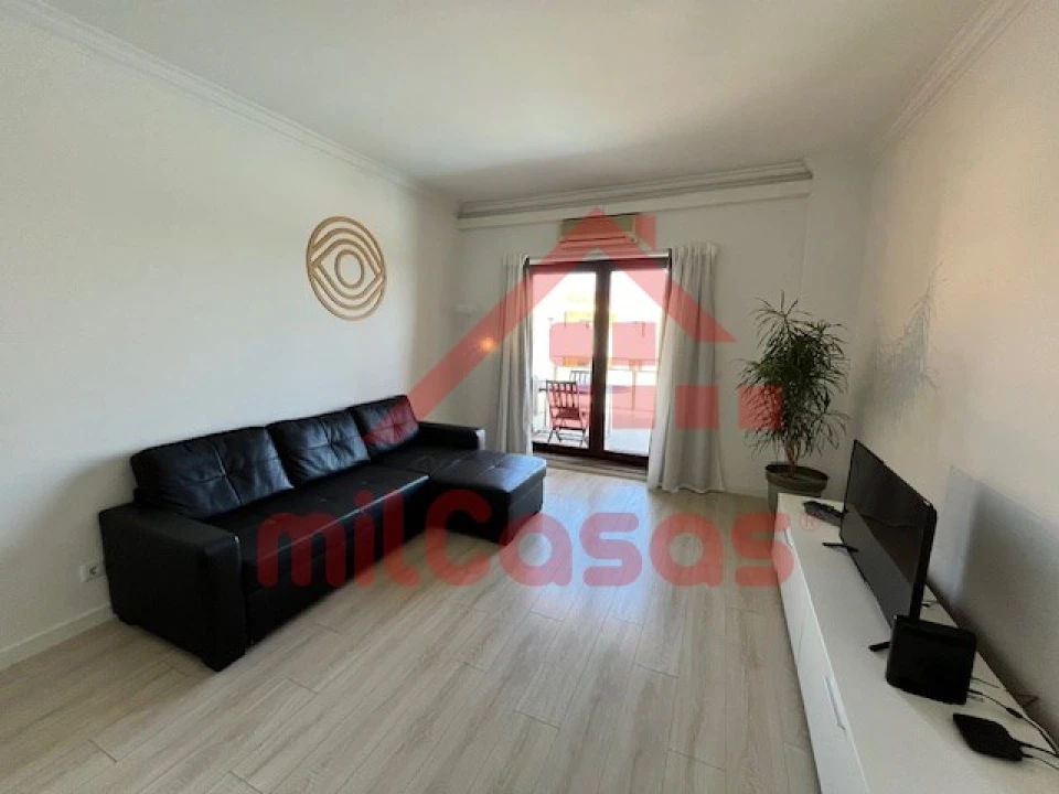 Apartamento T1 para Arrendamento em Ericeira Foto 10