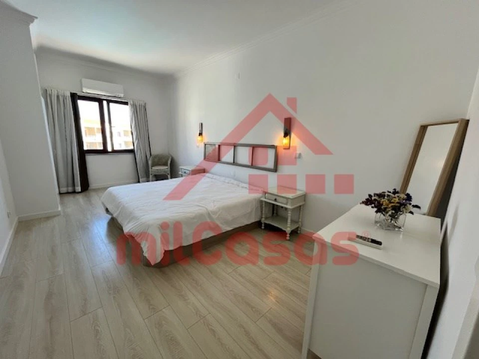Apartamento T1 para Arrendamento em Ericeira Foto 17