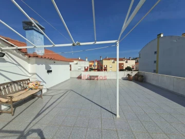 Apartamento T3 para Venda em A dos Cunhados e Maceira