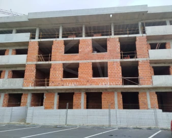 Apartamento T3 para Venda em O. Azeméis, Riba-Ul, Ul, Macinhata Seixa, Madail