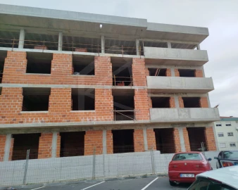 Apartamento T3 para Venda em O. Azeméis, Riba-Ul, Ul, Macinhata Seixa, Madail