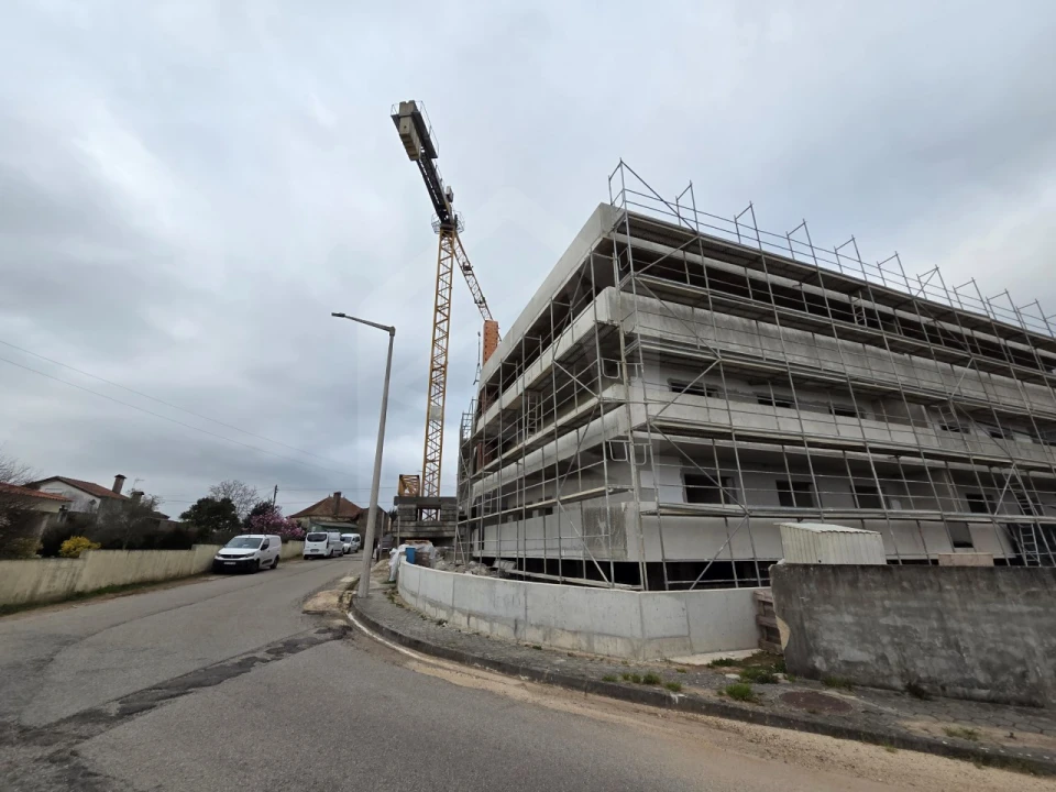 Apartamento T3 para Venda em Loureiro Foto 12