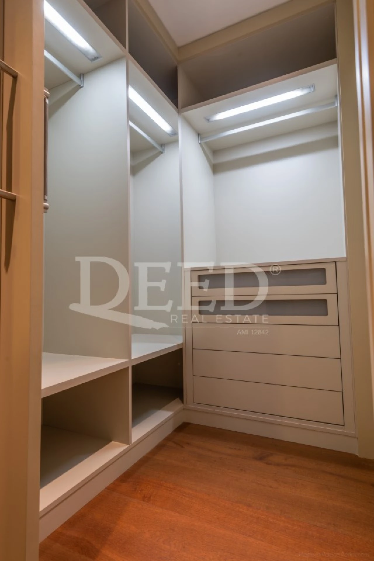Apartamento T2 para Venda em São Martinho Foto 10