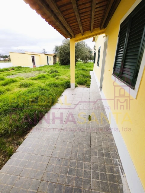 Moradia T3 para Venda em Glória do Ribatejo e Granho