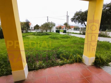 Moradia T3 para Venda em Glória do Ribatejo e Granho