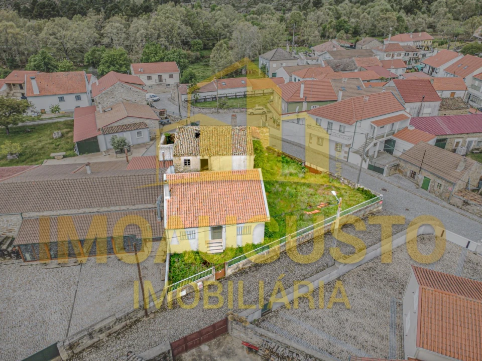 Moradia T2 para Venda em Aldeia do Bispo Foto 3