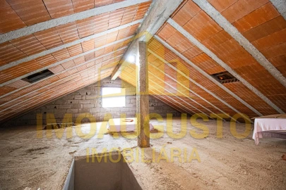 Moradia T2 para Venda em Aldeia do Bispo