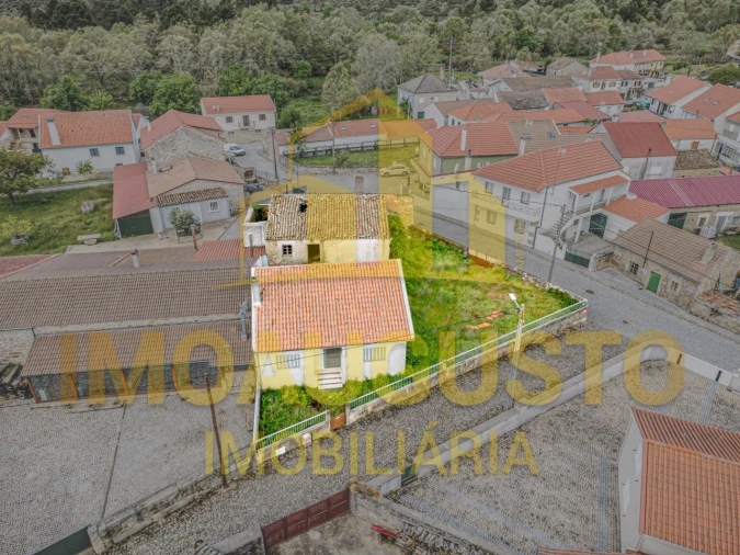 Moradia T2 para Venda em Aldeia do Bispo Foto 3