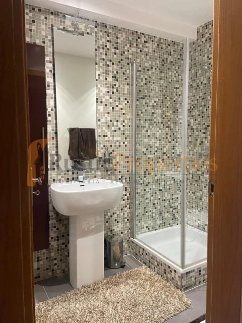 Apartamento T4 para Venda em Loule (São Clemente)