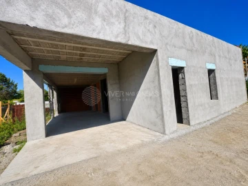 Moradia T3 para Venda em Sesimbra (Santiago)