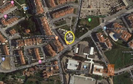 Garagem para Arrendamento em Ericeira