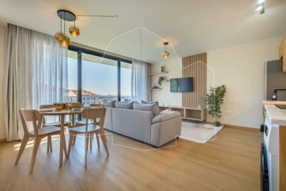 Apartamento T1 para Venda em Santa Cruz