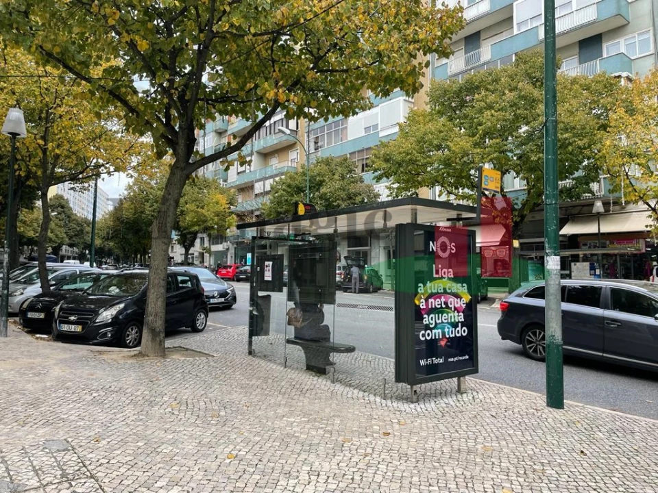 Loja para Arrendamento em Benfica Foto 6