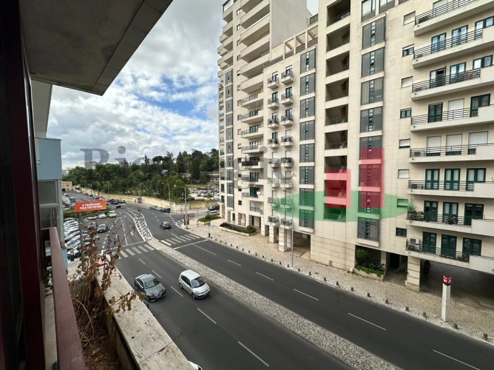Apartamento T3 para Venda em São Domingos de Benfica Foto 40