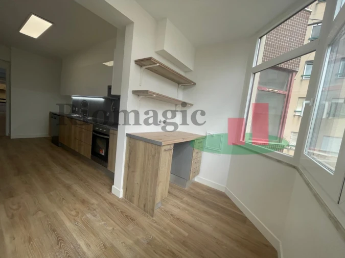 Apartamento T3 para Venda em São Domingos de Benfica Foto 11